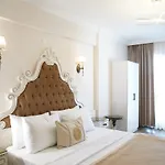 B&B Palace *