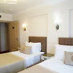 B&B Palace