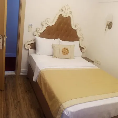 Alojamento de Acomodação e Pequeno-almoço Palace Didim