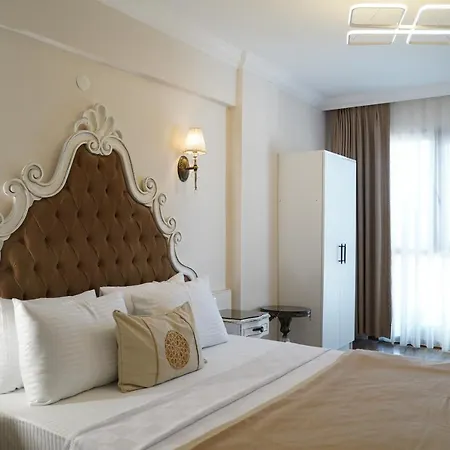 Alojamento de Acomodação e Pequeno-almoço Palace Didim